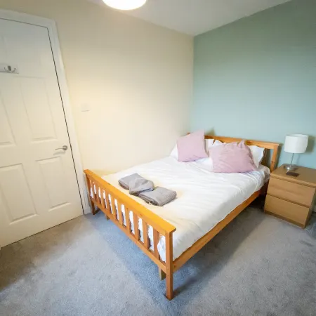 Tranquil 2Bed/2Bath Duplex Falkirk