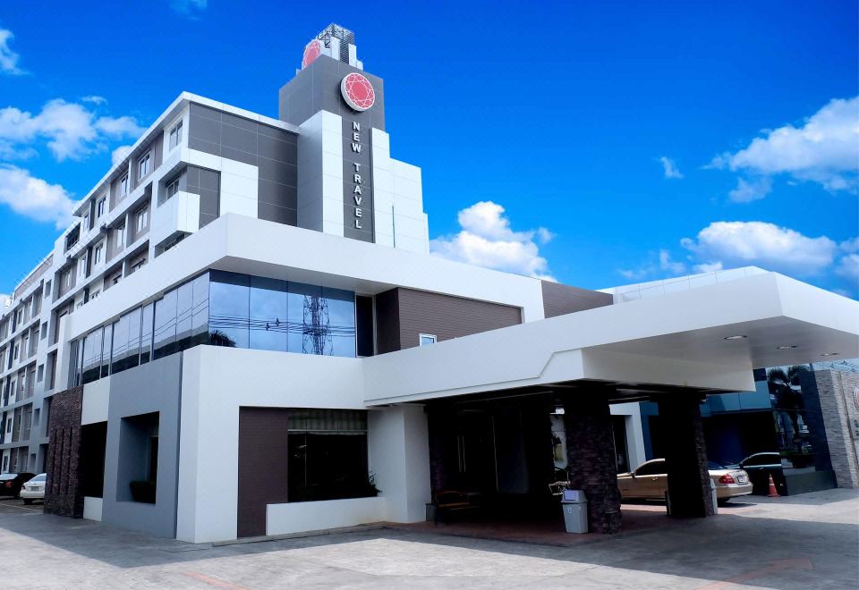 New Travel Lodge Over view