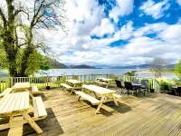 Onich Hotel & Lochside Beach Pods Hotels in Glencoe