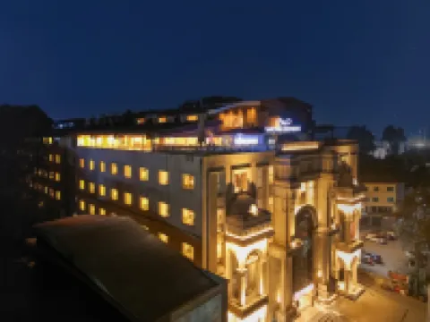 Sarovar Premiere Srinagar Hotels in Srinagar