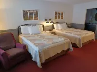 Northwoods Motel Hotels in Hayward