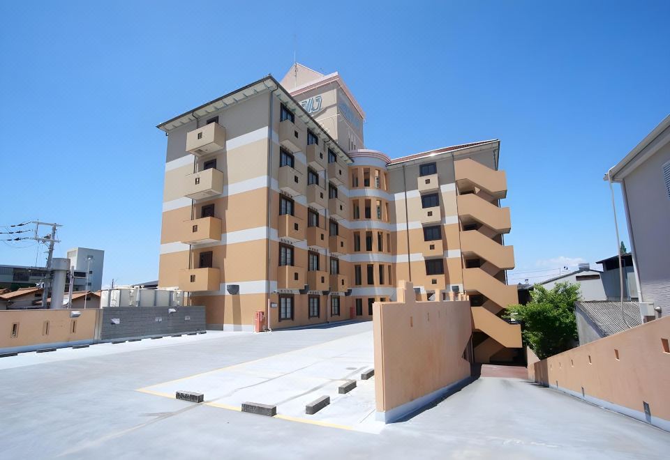 hotel overview picture