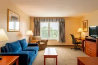 White River Inn & Suites Hotels in Woodstock