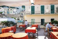 Hotel Antica Repubblica in Amalfi Center at 100mt from the Sea - 朝食