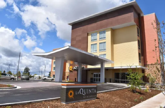 La Quinta Inn & Suites by Wyndham Flagstaff East I-40
