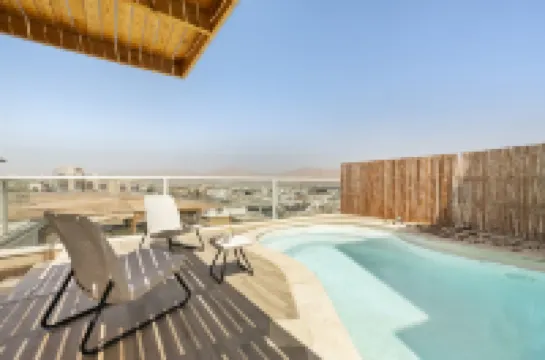 Sea View Penthouse Near the Beach by Sea N' Rent