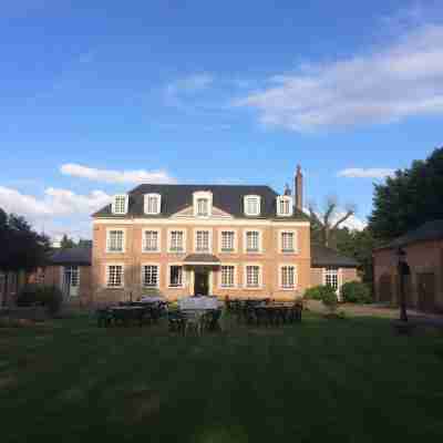 Hotel Les Champs Hotel Exterior