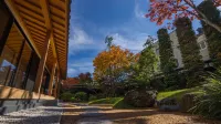 Sui Suwako Hotels in 