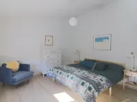 Lupine Lodge with Mountain Views Hotel di Seward