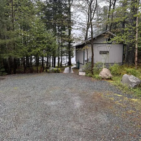 Boathouse Efficiency Waterfront Cottage near Acadia National Park