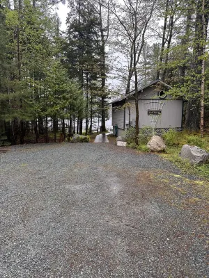 Boathouse Efficiency Waterfront Cottage near Acadia National Park