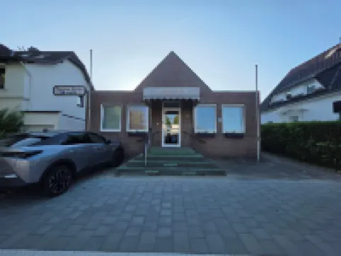 克羅恩膳宿公寓