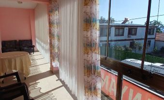 Mehmet Home
