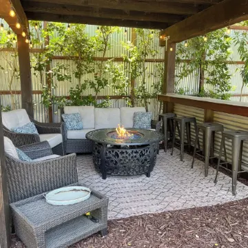 Come Be Our Guests at The Solvang Dolphin House "Delfin Huset"