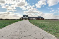 The Oasis Ranch 20-Acre Ranch in Whitewright!