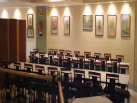 Astures Hotels in Colloto