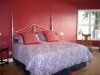 6 Br, 7 bath, sleeps 12