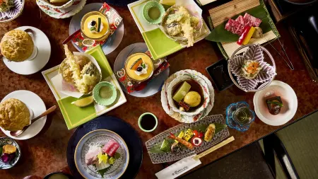 Tsukasa Royal Hotel Отели рядом с достопримечательностью «Kyushu University of Nursing and Social Welfare»