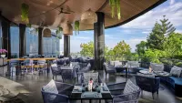 Hotel Indigo BANDUNG DAGO PAKAR by IHG - breakfast