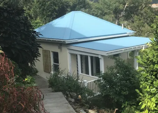 Coconut Breeze Villa: Mesmerizing Views, Cooling Tradewinds; Full A/C; Generator