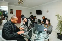 Mawo Luxury Boutique Hotel a Randburg