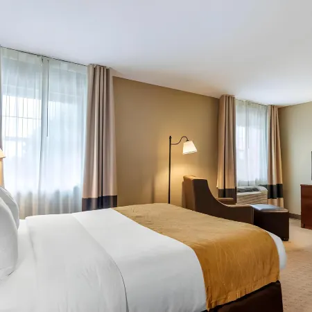 Comfort Inn Warrensburg Station