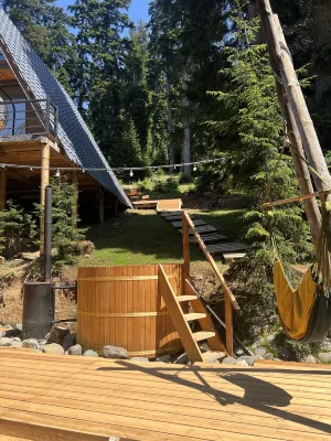 A house in the forest, if you want to relax in the forest and be alone. hot tub Hotels in 