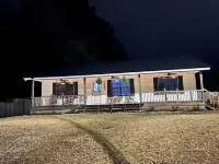 Charming 3-bedroom cottage - 5 minutes to Ole Miss! Các khách sạn gần University of Mississippi