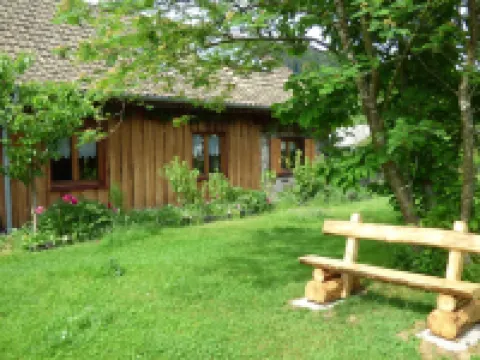 Chalet for family vacations and nature lovers. Pets welcome.