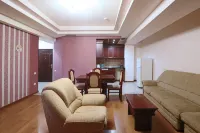 Apartments Emili: #19 One Bedroom Apartment In The Center of Yerevan