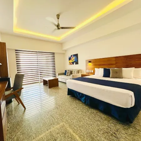 Los Picos Hotel & Suites Bucerias