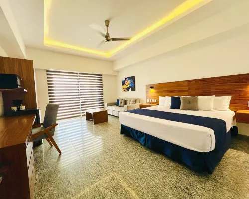 Los Picos Hotel & Suites Bucerias Hotels in Bucerias