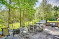Private Hot Tub Riverfront Escape in Shawano - 3-Star