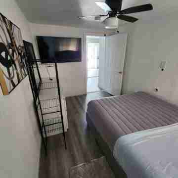 Unique comfortable unit close to LAX AIRPORT /SO-FI STADUIM. Rooms