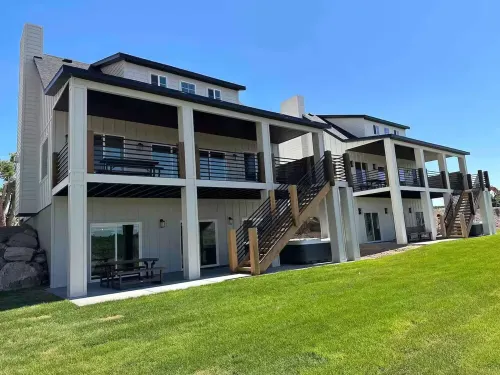 Luxury Large Farm Home @ Stoney Farms -NO CHOREs