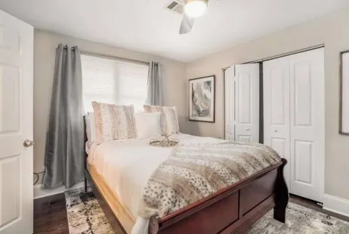 Elegant Home min from midtown Atlanta Hotels in Scottdale