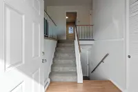 Easy Self Check-in 4BR Escape • Prime Walkable Location • Dining & Shops Nearby