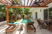 GRAND VILLAS ~ Private Chef, 2 Pools & Concierge -  Holiday Villas