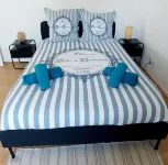 Cosy 2-room apartment - Centre Villefranche-sur-Saône with pool & garage Hotels in Villefranche-sur-Saone