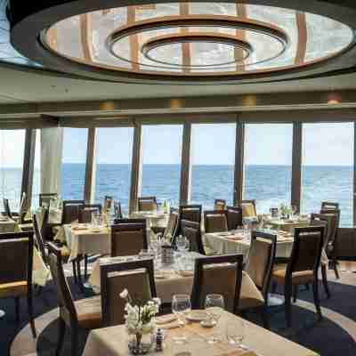 Arabian Cruise Dining/Meeting Rooms