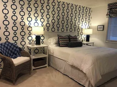 Harbor Springs Harbor Cove Condo with beach access. 메노나쿠아 우즈 자연보호지역 주변 호텔