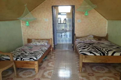 Deluxe Double Room with Bath Hotel a 