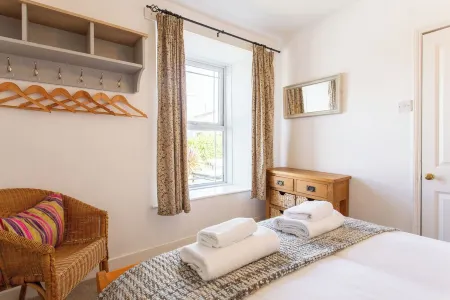 Cosy Cottage In The Heart Of Porthleven by Porthleven and Lizard Holidays