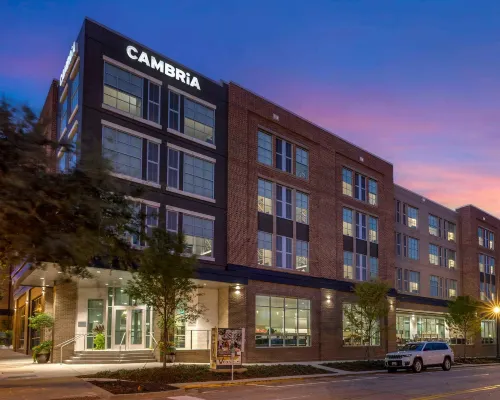 Cambria Hotel Columbia Downtown the Vista Hotels near Never Bust Chain