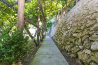 Poggio Angelarosa: Double Room in Lemon Garden on the Hills of the Amalfi Coast