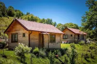 Charming 1-bedroom cottage in marvelous Zeta with WiFi, AC Hotels in 