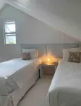 Wake Up At Paradise