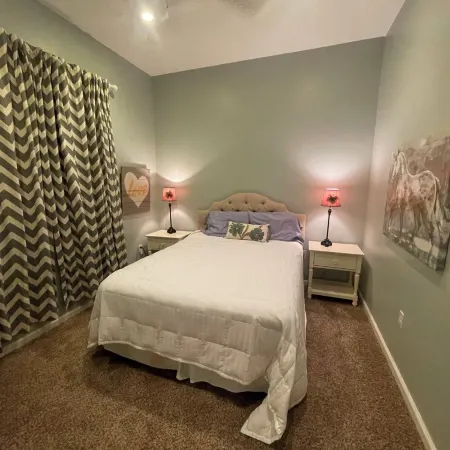 Charming 2-bedroom house with WiFi, AC in fabulous Bonita Springs