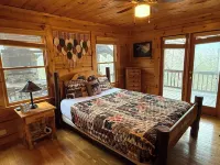 Close to Downtown • Luxury Cabin • Hot Tub • GeoDome and More!