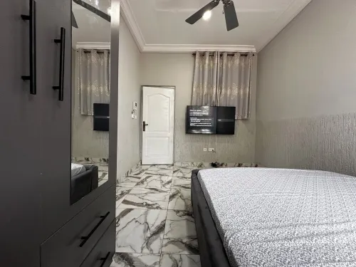 Modern 2-Bedroom Apartment Near Beach - Rose Villa Accra Suite G3 Hotels in Gbawe